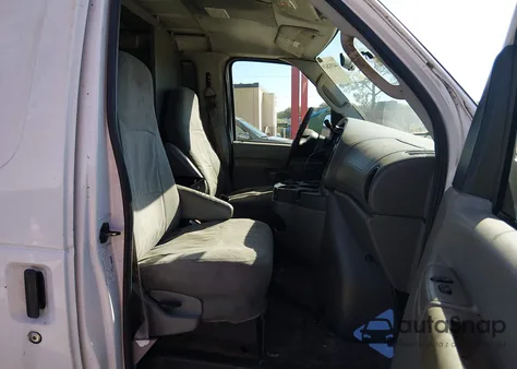 2006 Ford E-350 Super Duty Commercial/Recreational z USA, uszkodzony, nr VIN 1FTSE34LX6DB30868